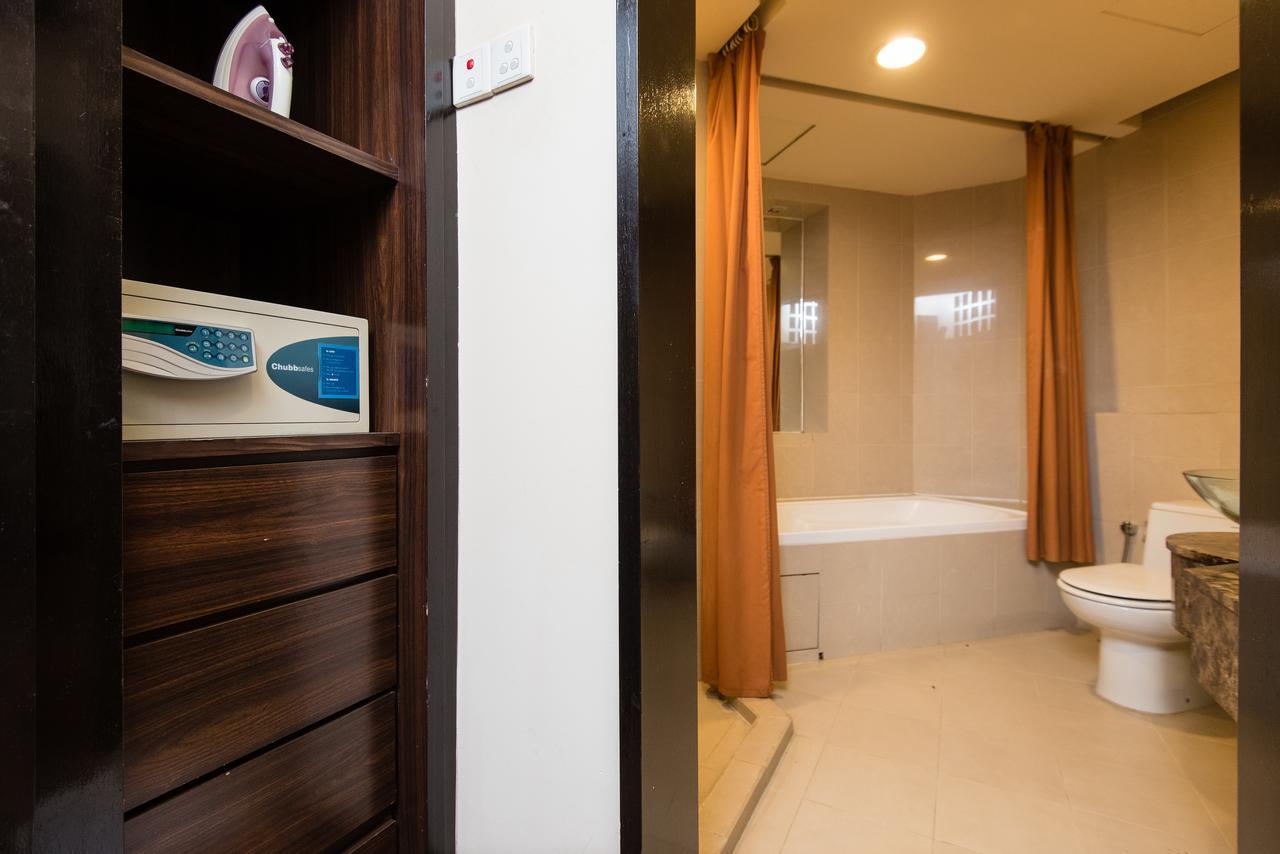 W Studio Resort Suites 페탈링자야 외부 사진