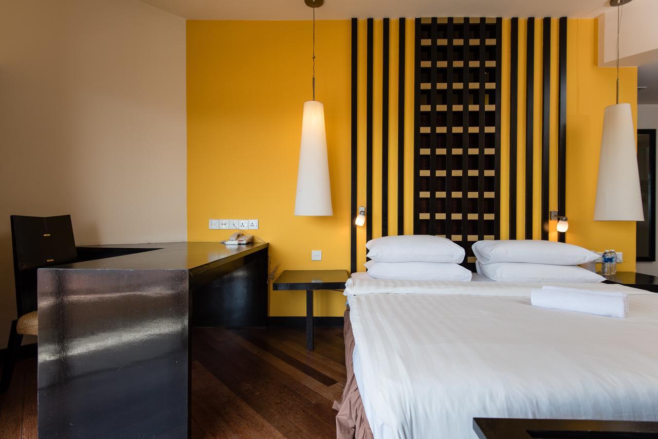 W Studio Resort Suites 페탈링자야 외부 사진